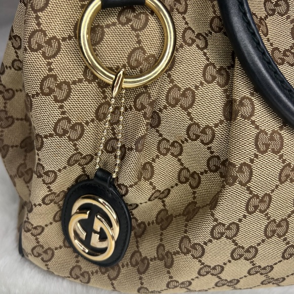 Gucci Vintage Sukey Shoulder Handbag - Picture 5 of 16